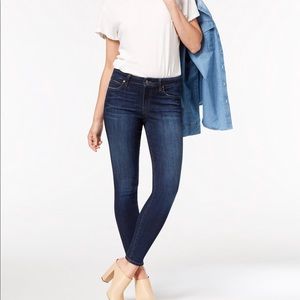 Joe’s Icon Skinny Ankle Jeans